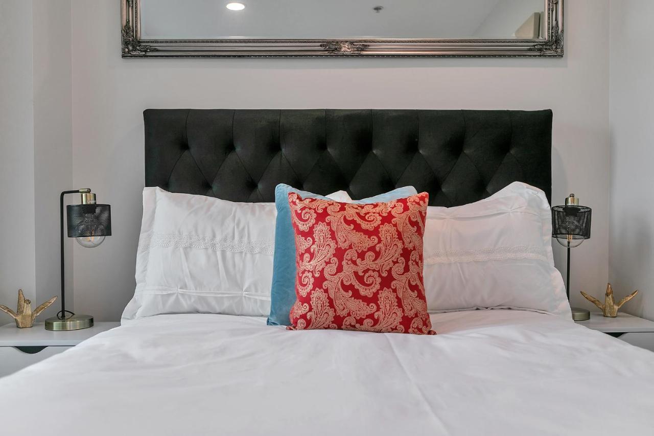 Your Renovated Retreat + Cp Auckland Esterno foto